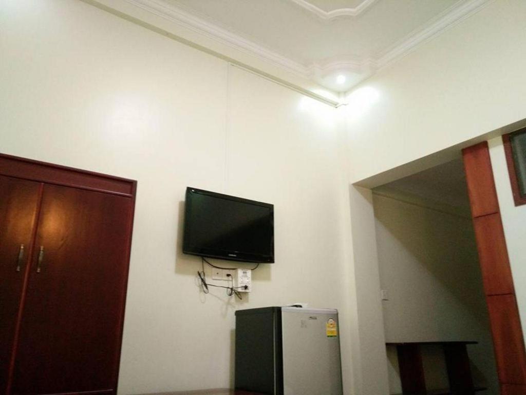 Golden Guest Hotel Дауей Екстериор снимка
